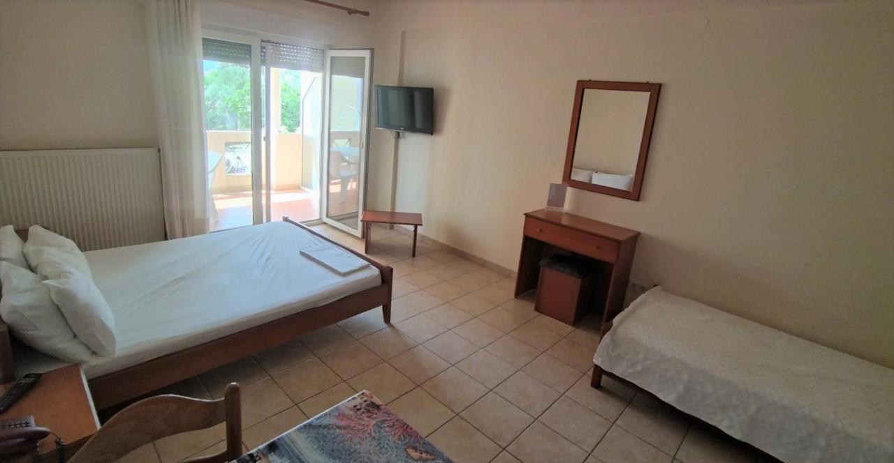Hotelapart Filoxenia อเล็กซานโดรโพลิส ภายนอก รูปภาพ